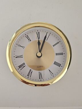 Gold Tone Quartz  Clock Fit Up Insert with Roman Numerals. 3.5".